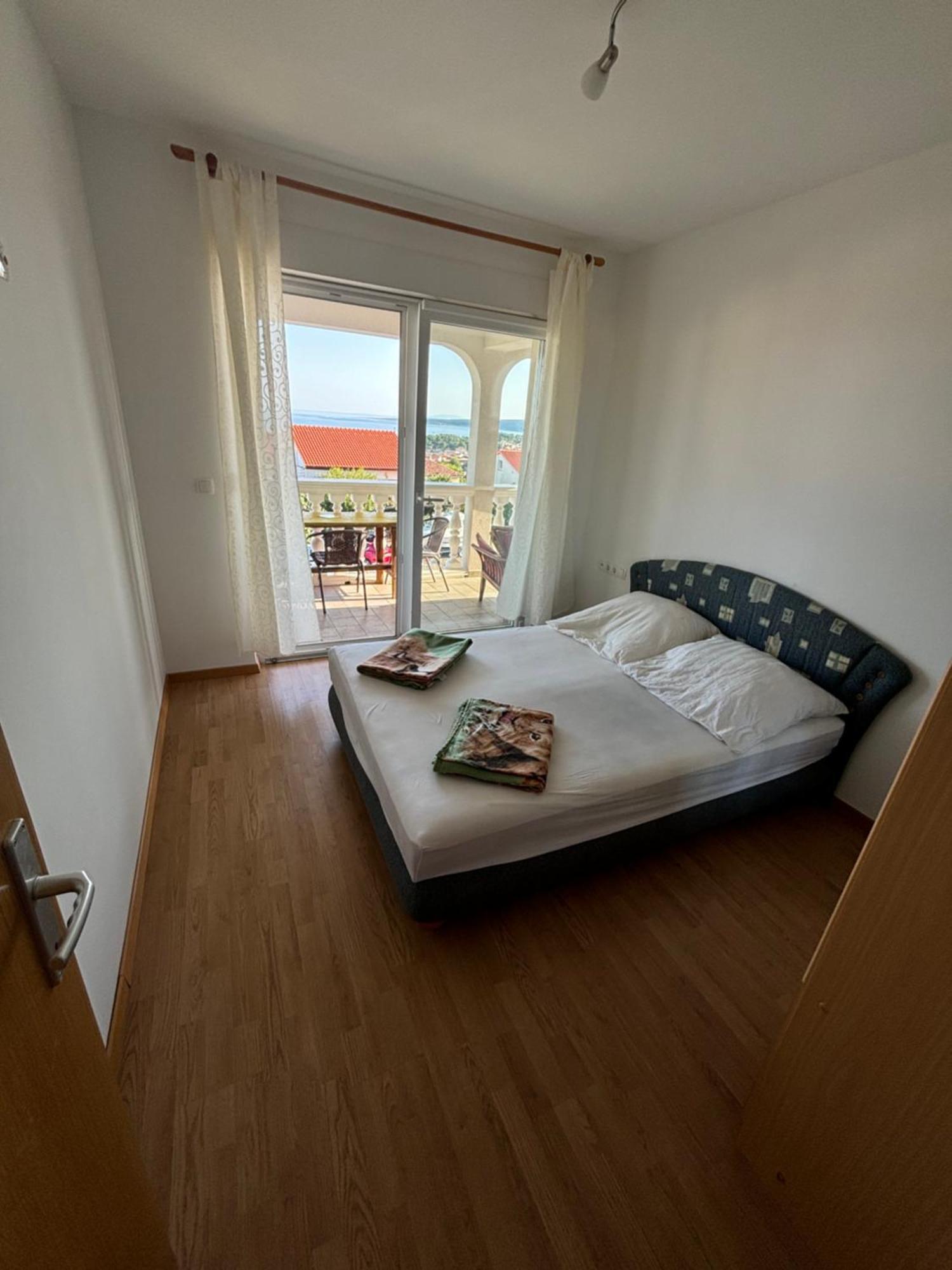 Villa Julian & Juliana Krk Town Room photo